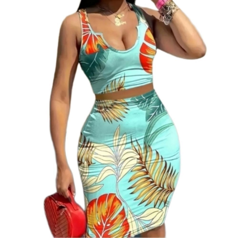 Ladies Blue Tropical two piece skirt set sz small